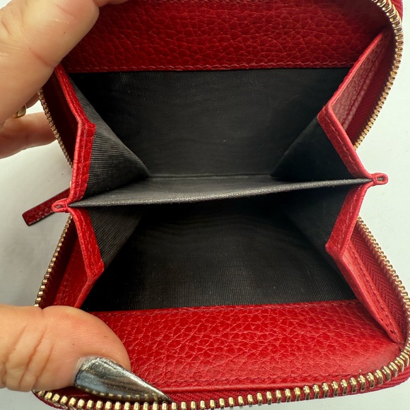 New Gucci monogram bi fold wallet with red leather trim and interior 🔥 - Picture 7 of 11